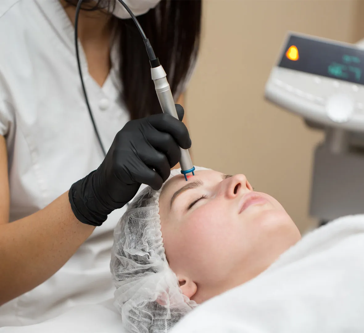Laser hair removal session at Dr. Thaj Clinic